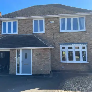 Flush sash windows in white: Click Here To View Larger Image