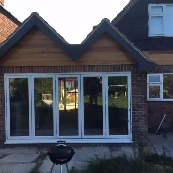 Aluminium 5 door bifold in white.: Click Here To View Larger Image